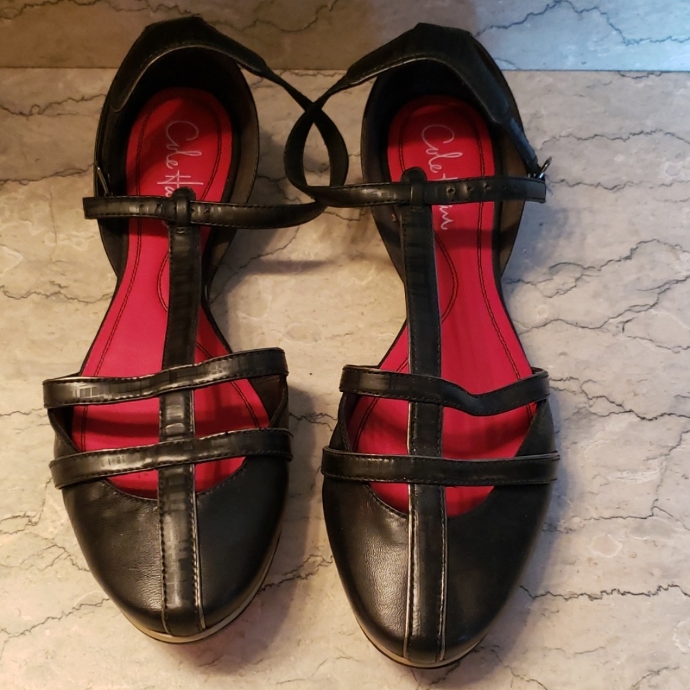 Cole Haan closed toe flats